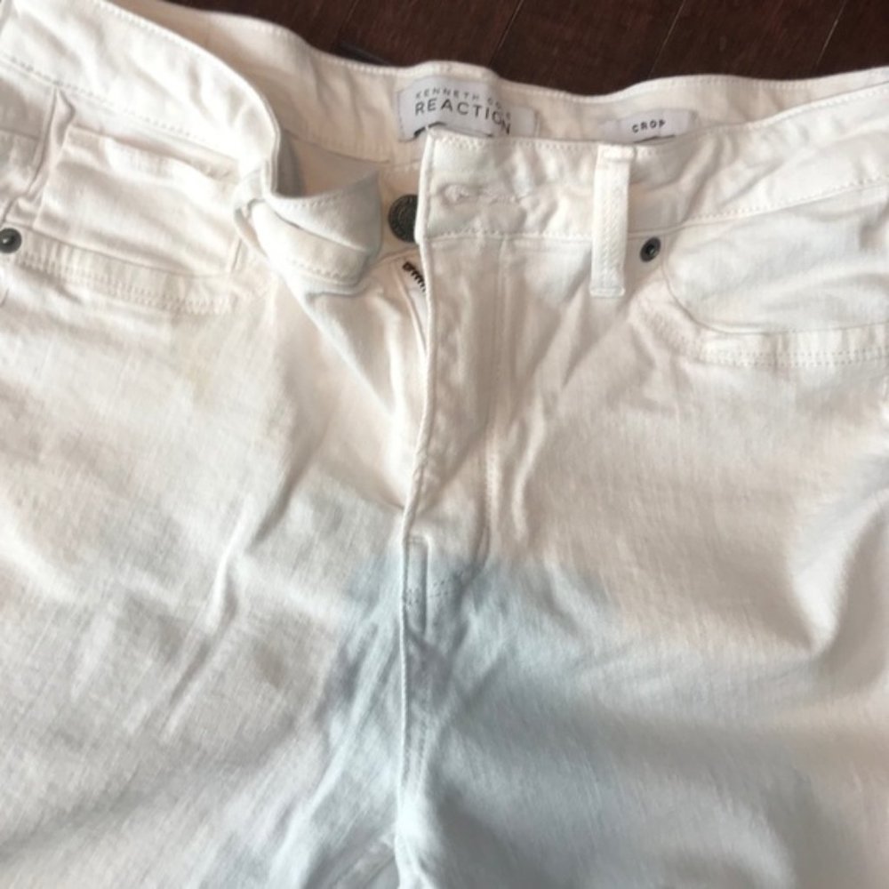 Kenneth Cole Reaction Distressed Denim Crops sz 4 - Picture 3 of 5